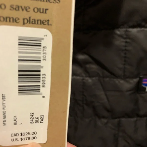 Patagonia Black Quilted Vest - Picture 6 of 7